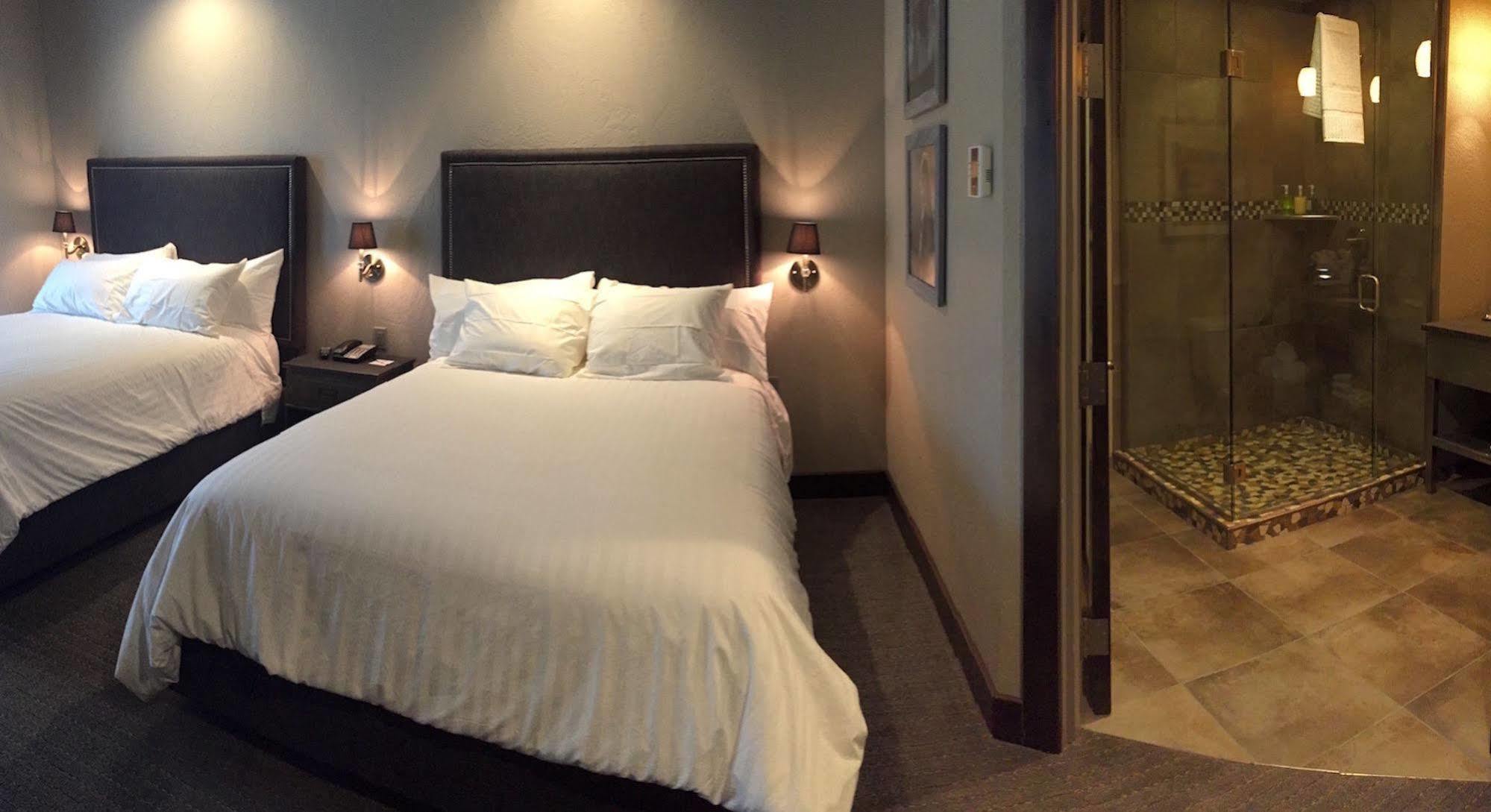 Firebrand Hotel Whitefish Bagian luar foto